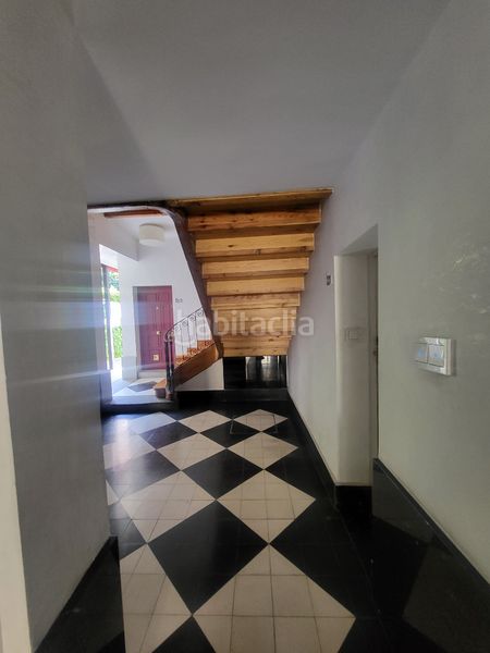 Foto d8464933-ba33-4cef-ae0b-dbf4773f74df. Dúplex a calle de la sombrerería 9 a Embajadores-Lavapiés Madrid