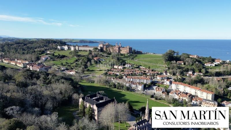 Foto 69b1e88c-386d-4cfa-abbd-7da7bb94b1db. Edificio en calle la aldea 5 en Comillas