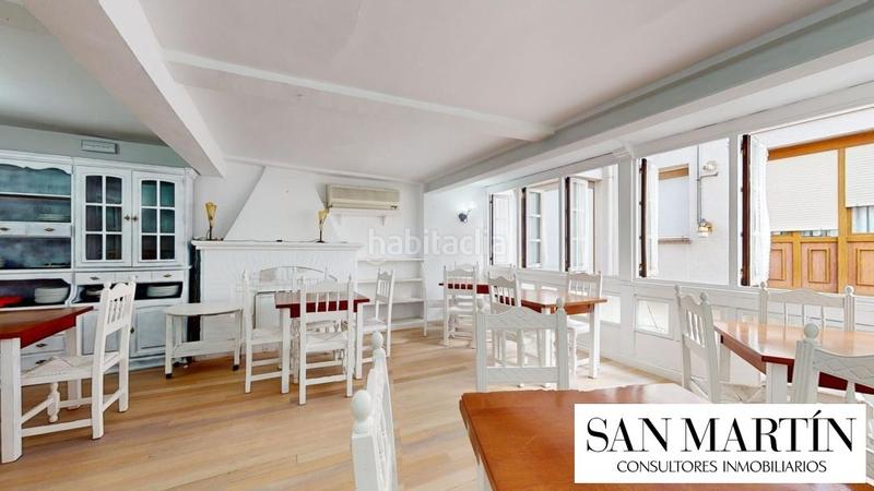 Foto f1e2ff14-650b-4249-8e4b-7ad5f135f832. Edificio en calle la aldea 5 en Comillas
