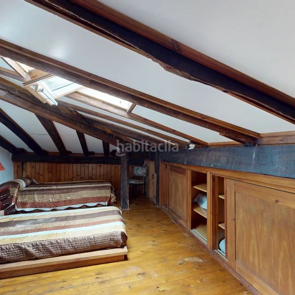 Foto 22a4a9f9-c246-490a-ae59-ca9309af8405. Casa a calle la aldea 5 a Comillas