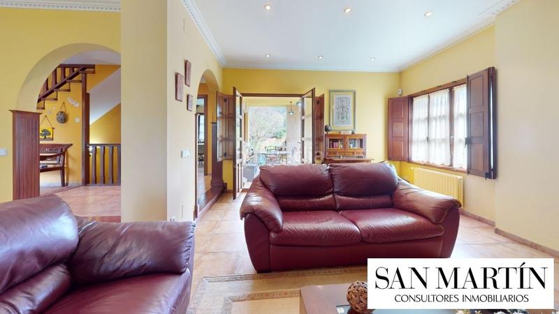 Foto a0470d0e-7316-46a7-924e-f0856b2eb1ff. Chalet en lugar barrio pomar 7b exclusivo chalé en entorno natural privilegiado, en novales, cantabria en Alfoz de Lloredo