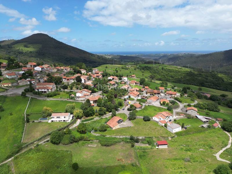 Foto 0bd5b70c-7c9d-4bc0-b388-63287819ce47. Finca rústica a Valdáliga