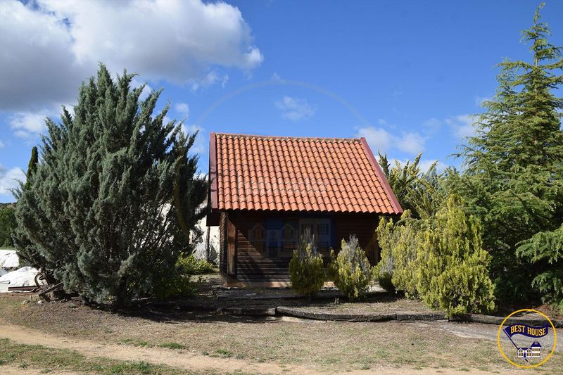 Foto 5cb16a65-913f-41b9-87f0-360358537170. Masia amb aparcament a Cañada del Hoyo