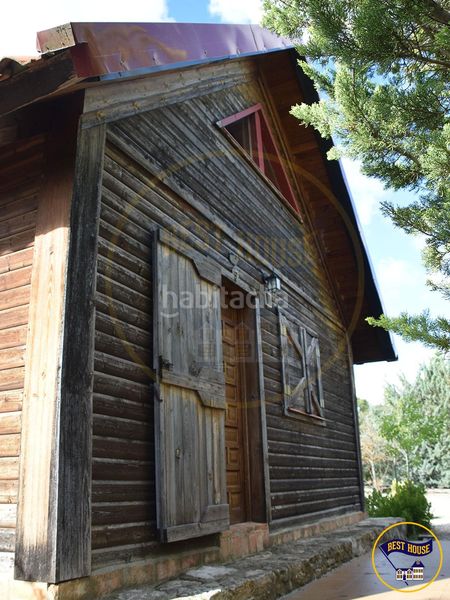 Foto 621ac5a3-445a-4835-bd5f-cda246ef28f3. Masia amb aparcament a Cañada del Hoyo