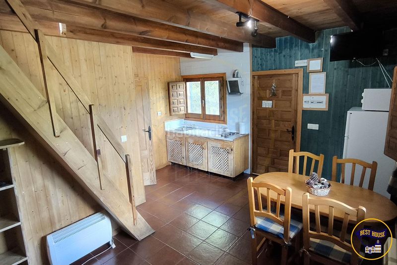 Foto 8da9e9cb-b3db-497e-94f3-de8f826f4fe4. Masia amb aparcament a Cañada del Hoyo