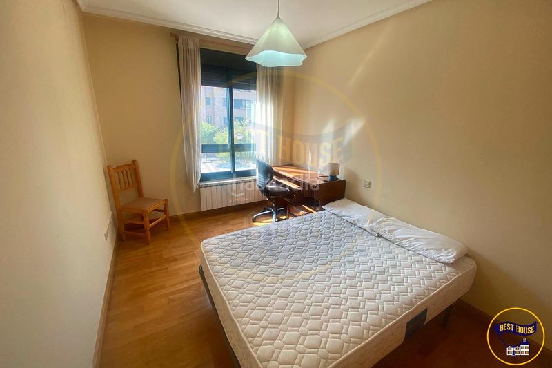 Foto 1dbe7ac8-76e3-4e97-ae22-c1de39524115. Flat with heating parking pool in Alameda Cuenca