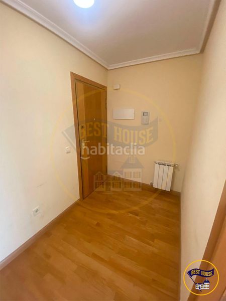 Foto 23377f6a-aace-432a-ba0f-f5297ad500df. Flat with heating parking pool in Alameda Cuenca