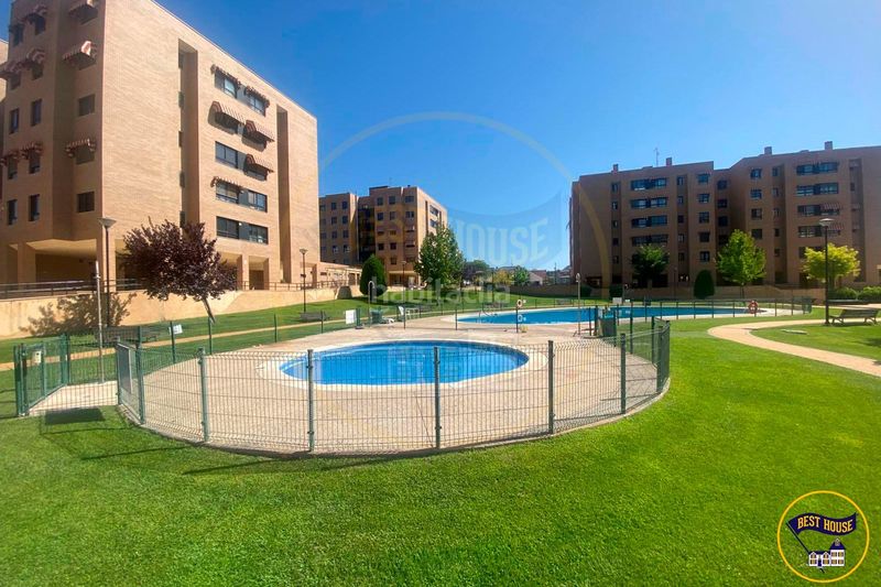 Foto 49943531-6153-468d-b581-427a20867f71. Flat with heating parking pool in Alameda Cuenca