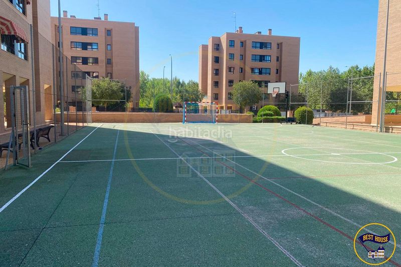 Foto 7c55aebe-1c4d-4de5-98e2-ac5185297141. Flat with heating parking pool in Alameda Cuenca