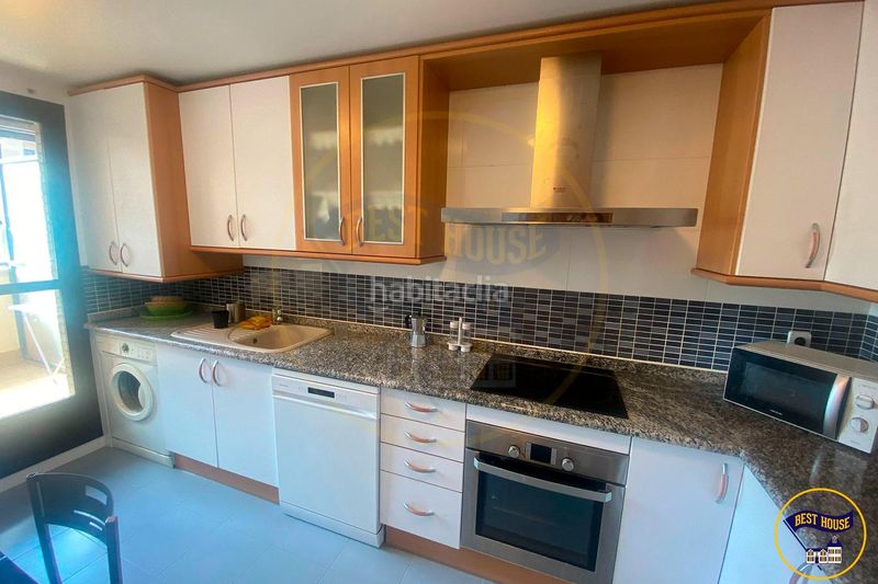 Foto 7edefc9d-d23a-41c5-96b9-1ac87a5678dd. Flat with heating parking pool in Alameda Cuenca
