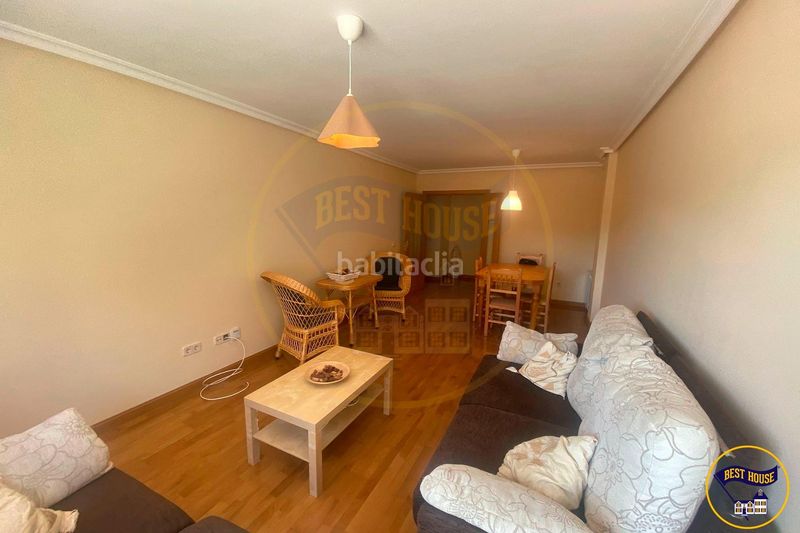 Foto 8aa86809-ce21-4279-9525-de9ab3740f14. Flat with heating parking pool in Alameda Cuenca