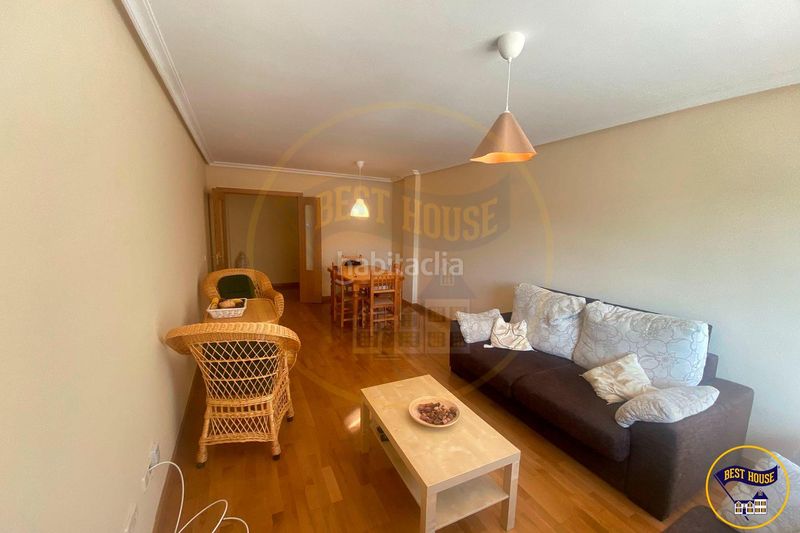Foto 91bba50b-d9be-4f64-ad23-2dcb5ea6fd8b. Flat with heating parking pool in Alameda Cuenca