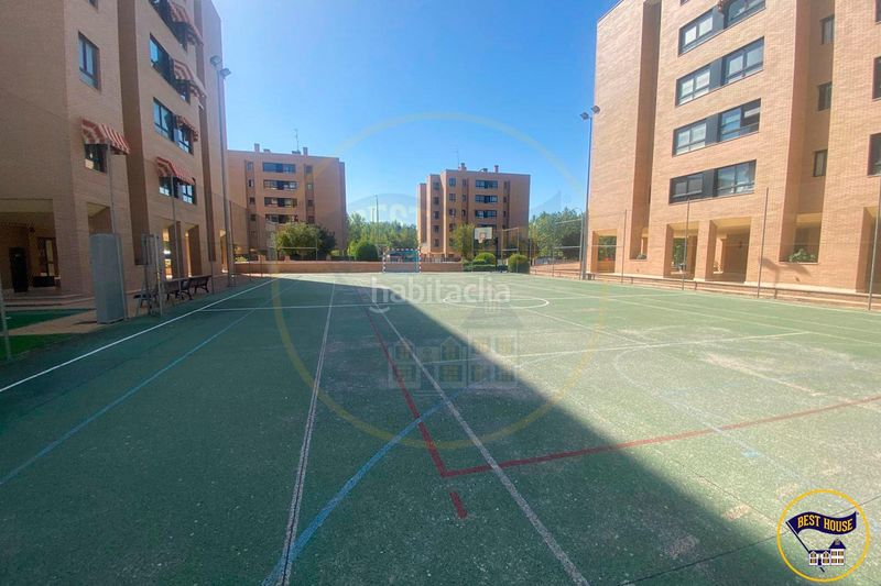 Foto dd363858-0927-49f1-8efc-bae6c2a7c8d0. Flat with heating parking pool in Alameda Cuenca