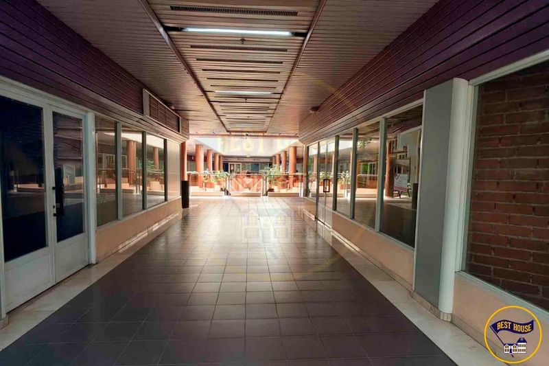 Foto e1f23039-15e0-4a03-86da-13e912741625. Local comercial a Centro Cuenca