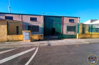 Nau industrial a San Fernando - Carretera de Valencia. Venta de nave diáfana en el centro de cuenca