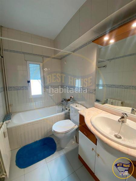 Foto d4cc918e-c5e0-4cef-ac69-e1a57bd839ce. Alquiler piso  en el alquiler de 4 habitaciones para estudiantes en Cuenca
