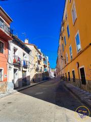 Pis a Centro. Piso en venta en pleno centro de cuenca para entrar a vivir