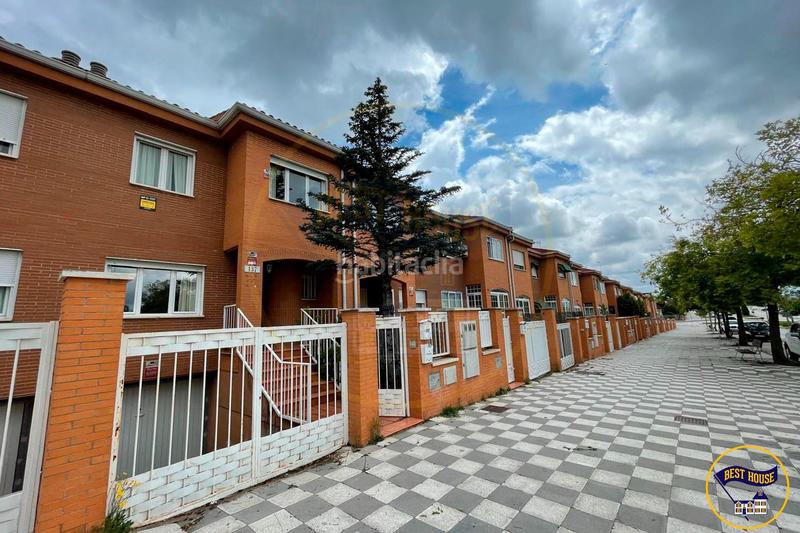 Foto 18d8f8df-b5ec-45f9-bc14-03a6387e70f3. Chalet avec chauffage parking dans San Fernando - Carretera de Valencia Cuenca