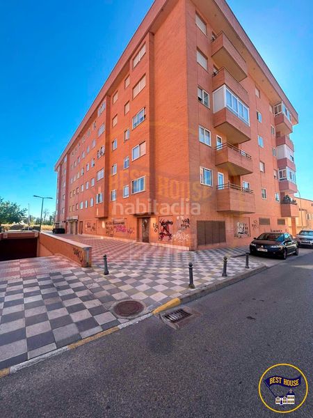 Foto b47b4a31-696d-41d3-a59e-f2f117afcd63. Local comercial a San Antón Cuenca