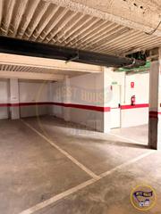 Car parking  Calle subida cerro molina. Venta de plaza de garaje