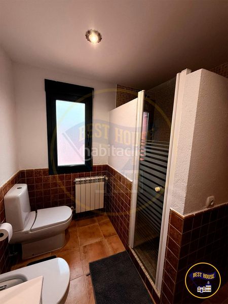 Foto 6e3e952d-f374-494b-8b8e-fec59a76f247. Casa adossada amb aparcament a Villar de Olalla