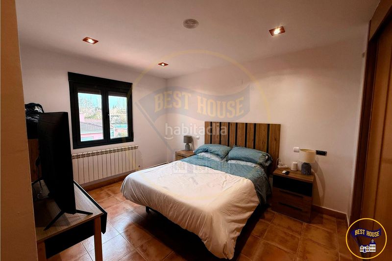 Foto e33d27be-56b8-4fae-a0cb-a667d62ba733. Casa adossada amb aparcament a Villar de Olalla