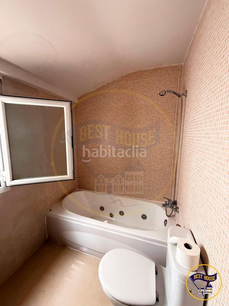 Foto 07e5df9c-e59d-4a15-b6e2-ebb895962512. Casa adossada amb calefacció aparcament a Fuensanta - Universidad Cuenca