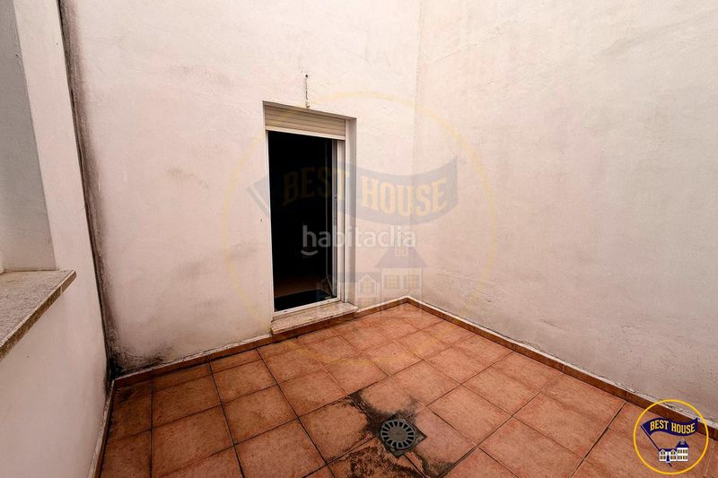 Foto 61f5c5a7-bee2-43b6-8de0-62dbb38a216c. Casa adossada amb calefacció aparcament a Fuensanta - Universidad Cuenca