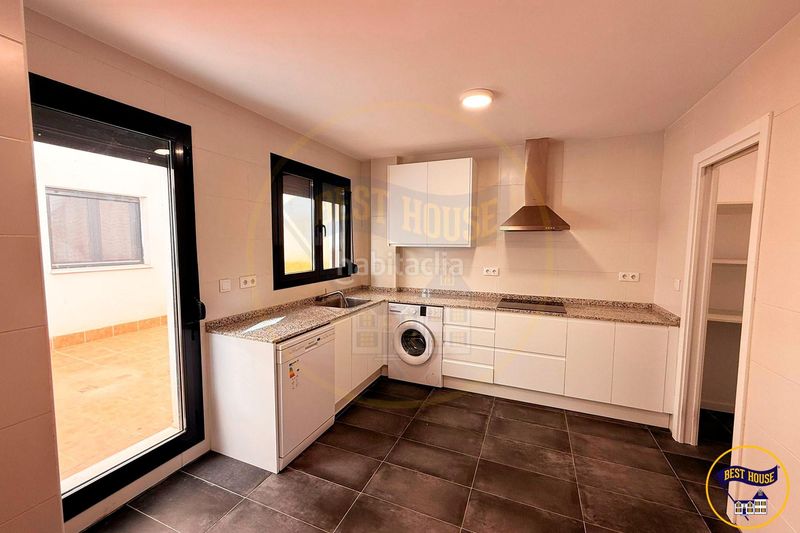 Foto 0b6b3393-05b1-48c9-89d7-58f1d466ea14. Affitto appartamento con piscina in Centro Cuenca