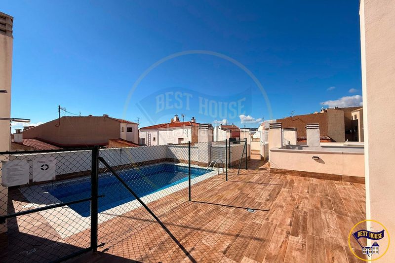 Foto 2108ae28-85de-48e0-8550-295885049f8c. Affitto appartamento con piscina in Centro Cuenca