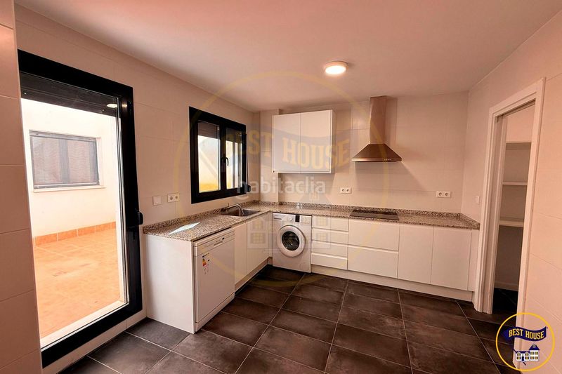 Foto 6442b724-2894-485f-b788-0fea19ba96df. Affitto appartamento con piscina in Centro Cuenca