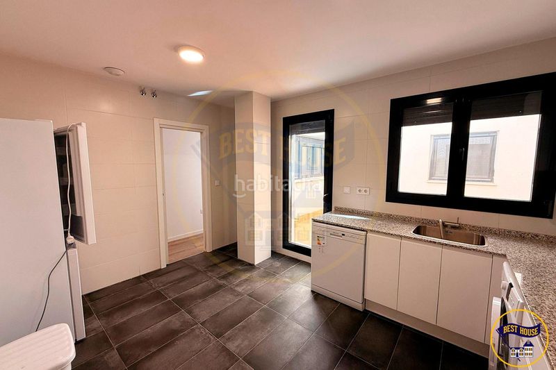 Foto b5ab0b0a-f9aa-491e-95c1-3a2686e012e4. Affitto appartamento con piscina in Centro Cuenca