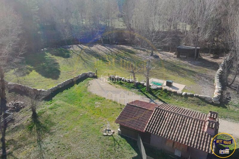 Foto 007b780d-5692-4f35-a957-484ae6face0e. Masia amb aparcament a Boniches