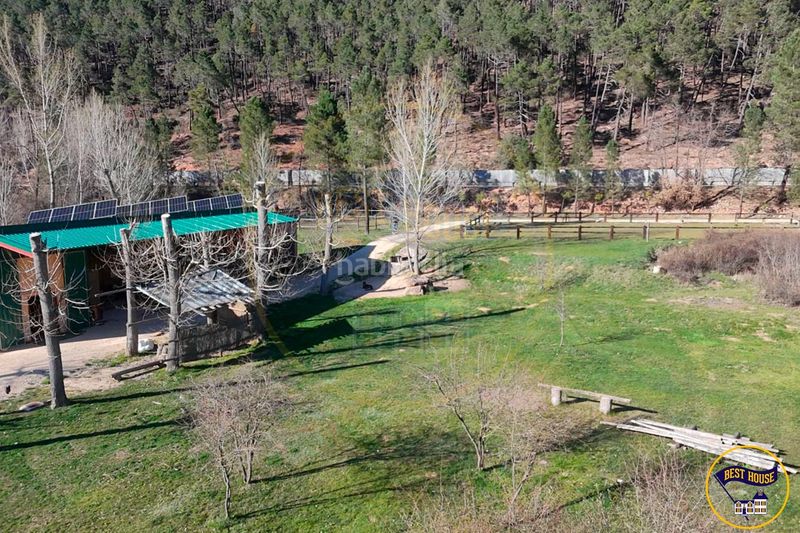 Foto 9cde565e-1885-439b-b087-bfa96e27bb44. Masia amb aparcament a Boniches