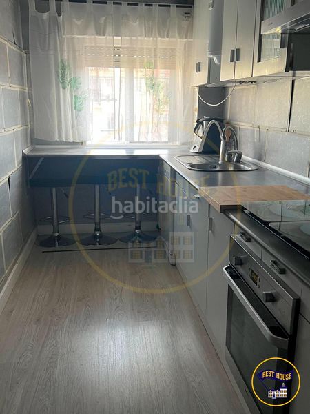 Foto f0cc8723-6327-4b02-9acb-6c78642b3de1. Pis a Centro Cuenca