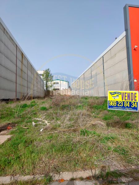 Foto a6618689-3b25-4519-b9f4-a8532f0daf22. Terreny residencial a Fuentes