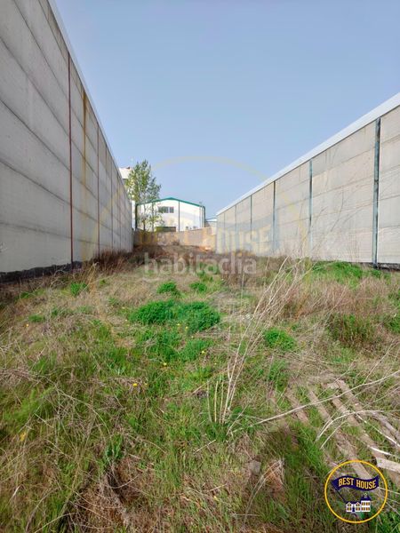 Foto b36df403-a928-4f69-9e71-4e3c0f34a602. Terreny residencial a Fuentes