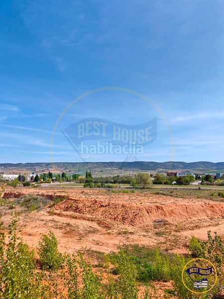 Foto 08660c92-daa6-48a2-8da3-a8e707d017b4. Nau industrial a Fuentes