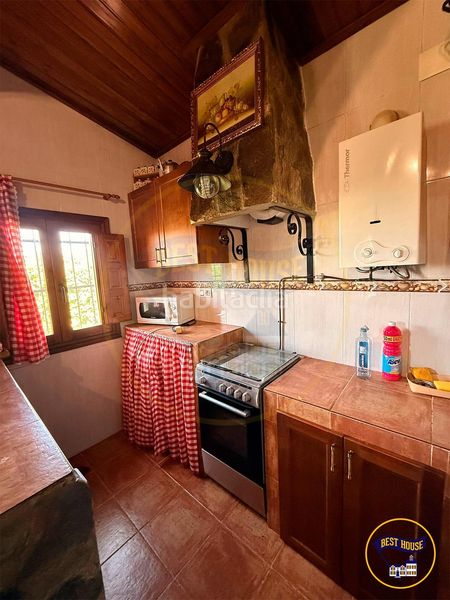 Foto cd53c8a6-0ef7-413c-a630-ac61d565bd7b. Casa amb calefacció a Villar de Olalla