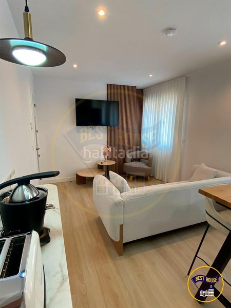Foto e88cfcb0-6b1d-4876-b8ab-f259606092f1. Rent flat in Centro Cuenca
