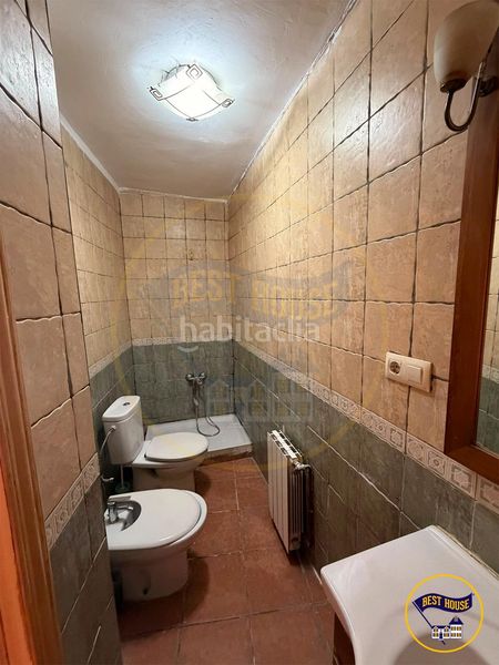 Foto 35c0730f-9d7d-4261-900b-9e1c8543c3d1. Casa con riscaldamento in Los Tiradores Cuenca