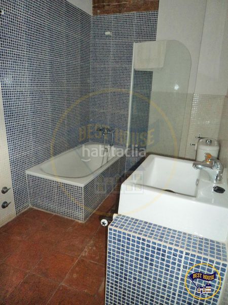 Foto b9d72ed8-f9b7-43ce-8bf2-ecd350ddb5ed. Casa  rural en venta en Valverdejo