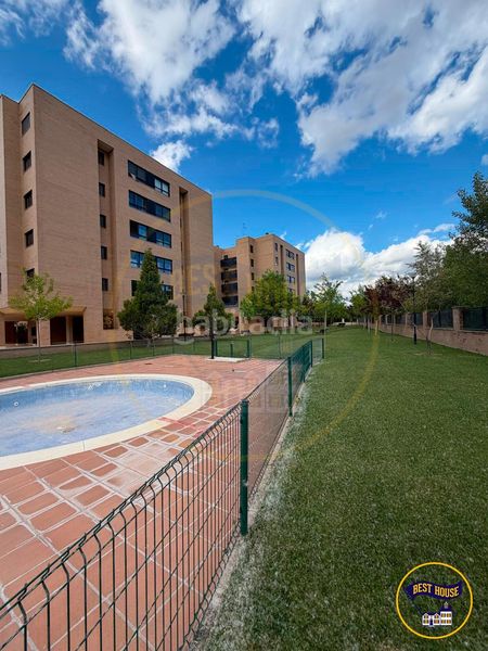 Foto 1d9e6bc3-f575-46e9-b665-7a89eee9c0a8. Pis amb calefacció aparcament piscina a Alameda Cuenca