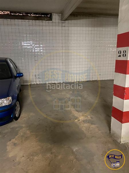 Foto ddb80aad-96c5-44cd-ad38-b1a46ba77901. Aparcament cotxe a Centro Cuenca