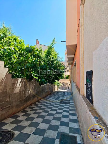 Foto 64acfd27-0993-4779-b613-2a7b94446fc2. Local comercial a Centro Cuenca