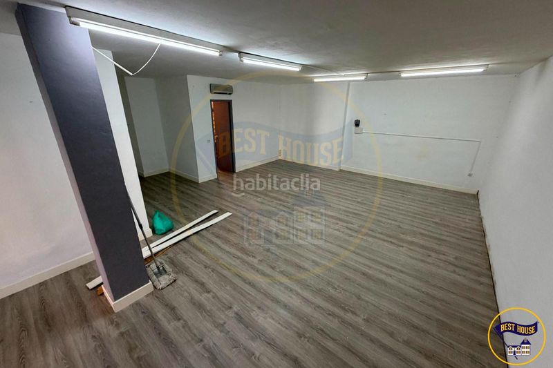 Foto 02f89b0d-918d-4739-bb8e-0b95970024e9. Local comercial a Alameda Cuenca