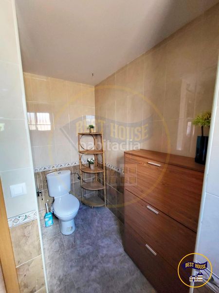 Foto fb7eb1e1-6380-4dae-9a1f-0b4cbf5e42a9. Dúplex duplex en venta en san anton en San Antón Cuenca