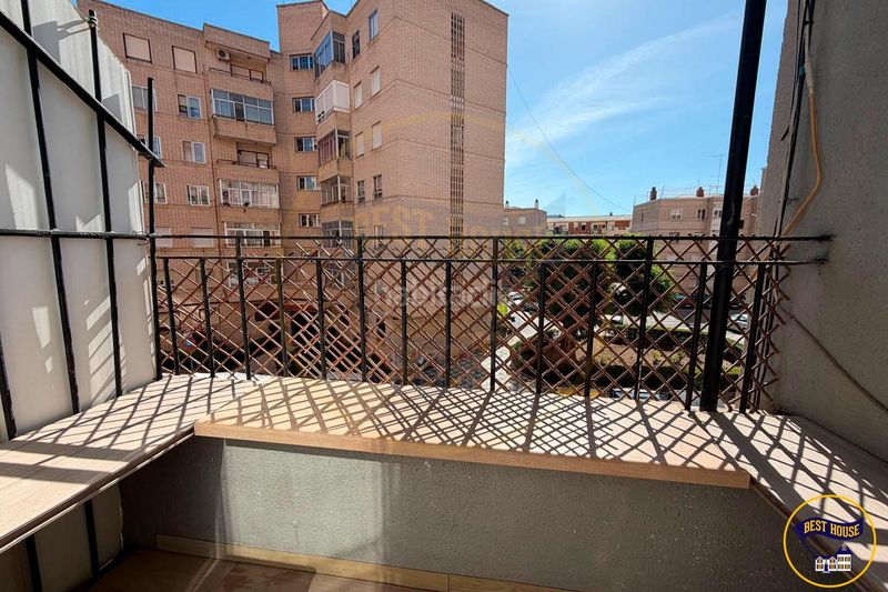 Foto 69622d41-e9ca-4950-a7db-fc9c11306ac7. Flat with heating in Reyes Católicos - Paseo de San Antonio Cuenca