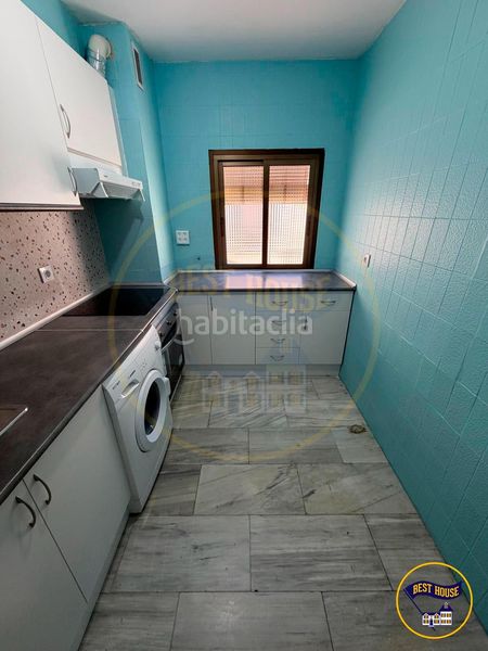 Foto a8d00a23-2776-4acd-83af-01a2a5efe8e9. Pis amb calefacció aparcament a Centro Cuenca