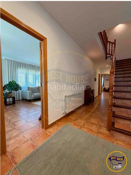 Foto 1b1faf89-f2f8-42a8-9a85-96f55d5961fd. Casa adossada amb calefacció aparcament a Chillarón de Cuenca